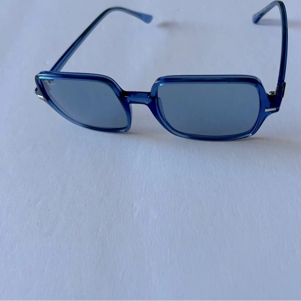 RAY-BAN WOMENS SQUARE II RB  1973 6587 SUNGLASSES TRUE BLUE TRANSPARENT NWOT
